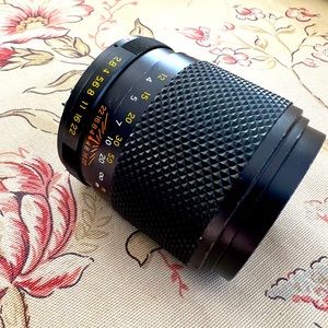 Yus automatic 1:2.8 f=135 mm 55 lens